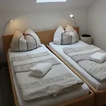 Jovane * باد كلينكيرشهايم
