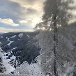 Jovane Bad Kleinkirchheim